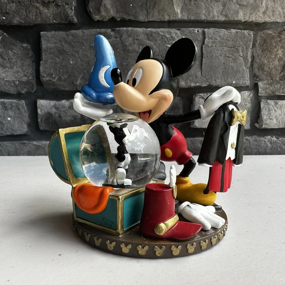 Mickey Mouse Plane Crazy Snow Globe Fantasia Wardrobe Trunk 4.5